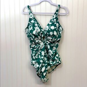 Time and Tru Women's Daybreak Green Floral One-Piece Swimsuit Women's 1X